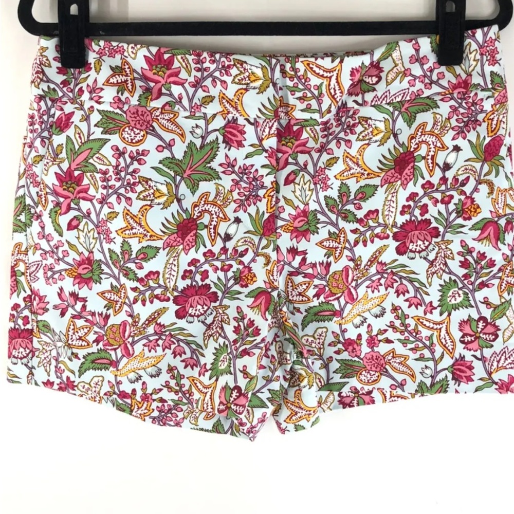Loft Shorts S 6 NWOT Floral Pink, Green light Green Background Zip Front